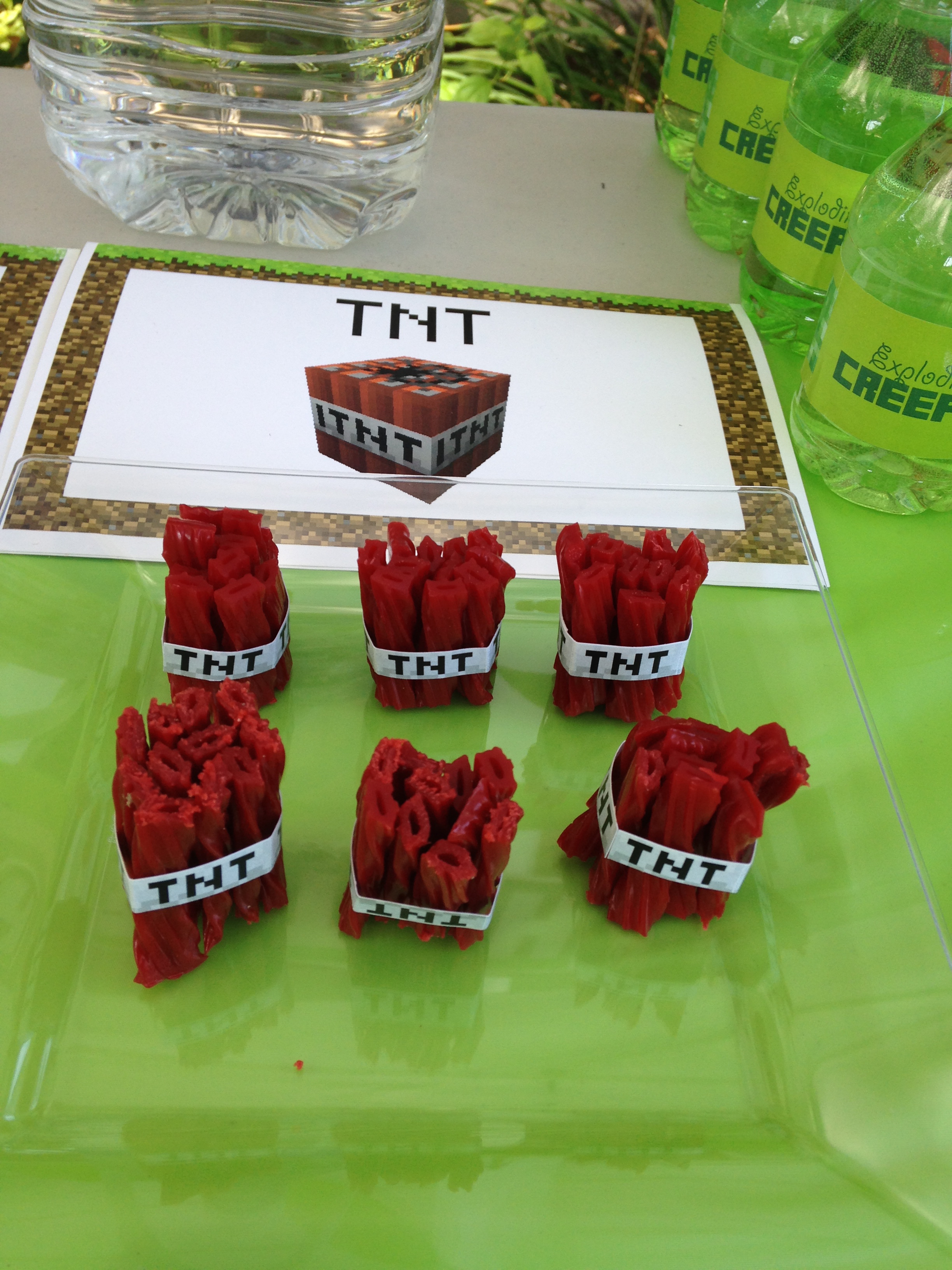 An Epic Minecraft Birthday Party (with Games and Printables