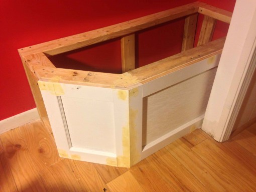 builtin-bench-side-panels