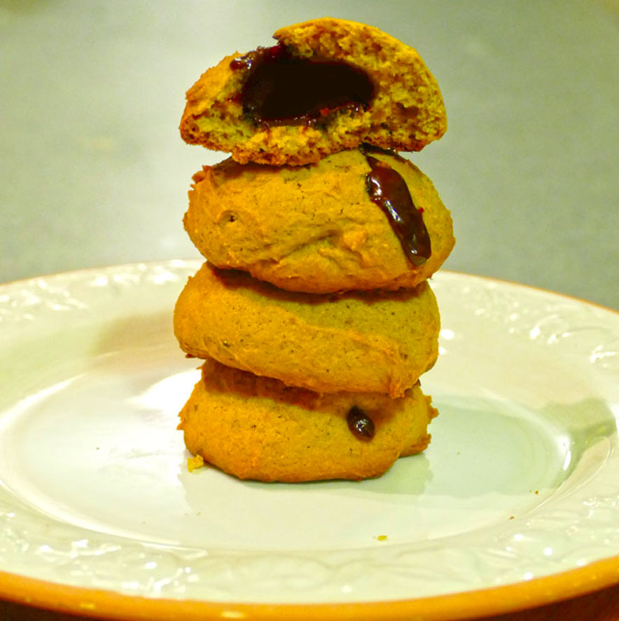 Pumpkin Cookies Stuffed with Chocolate Caramels (Riesen)