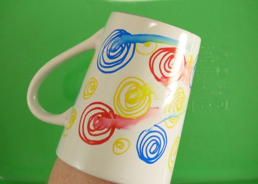 DIY Sharpie Mugs Tutorial | JenuineMom.com