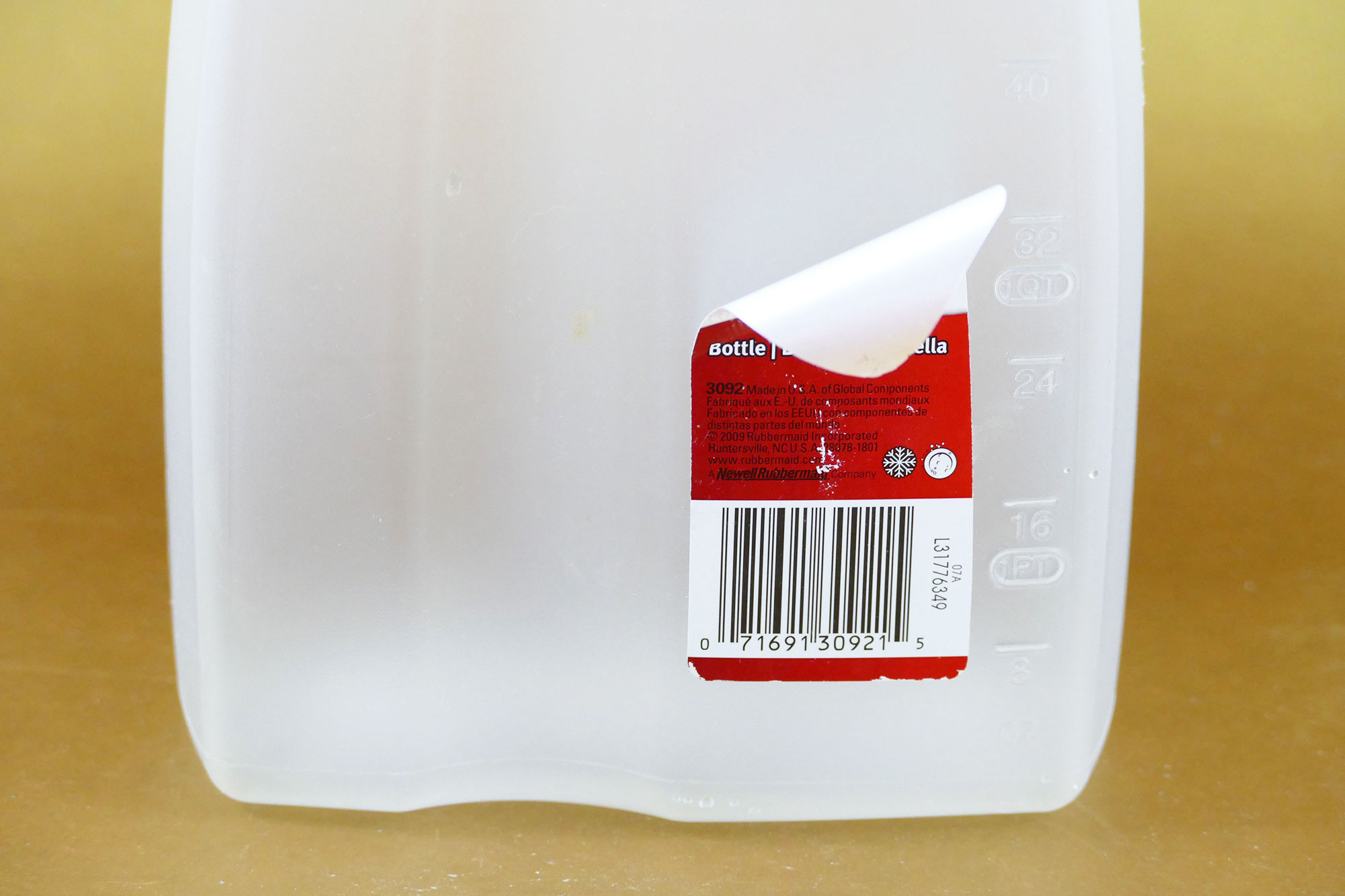 https://jennifermaker.com/wp-content/uploads/2017/01/diy-water-tracker-bottle-label-1.jpg