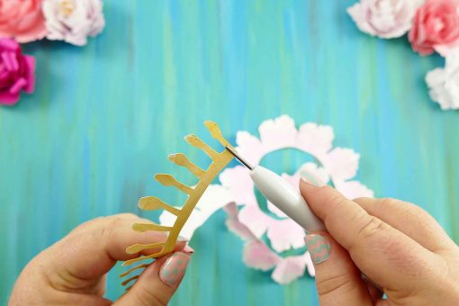 Rolled Paper Peony Flower | Quilled Flower | JenuineMom.com