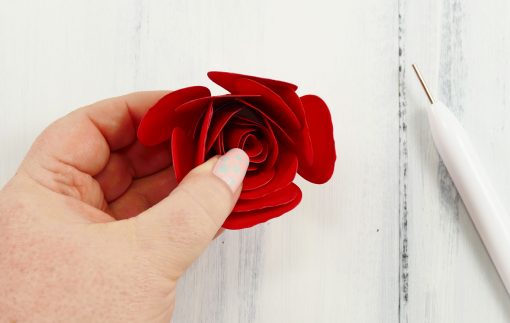 Rolled Paper Rose Flower | Quilled Flower | JenuineMom.com