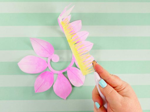 DIY Paper Magnolia | Rolled Flower | Quilling | JenniferMaker.com