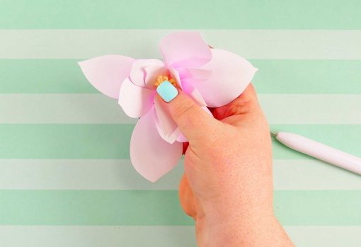 DIY Paper Magnolia | Rolled Flower | Quilling | JenniferMaker.com