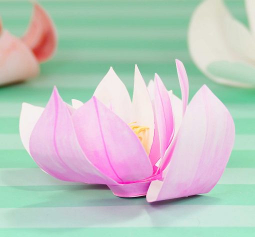 DIY Paper Magnolia | Rolled Flower | Quilling | JenniferMaker.com