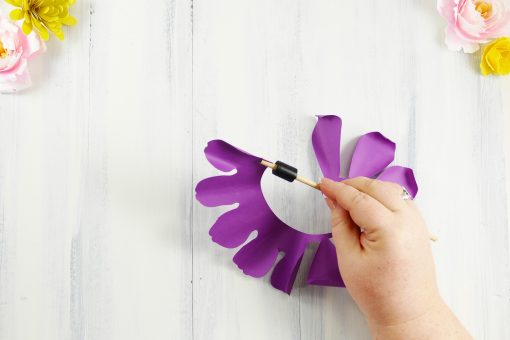 Paper Tulip | Rolled Flower | Quilling | JenniferMaker.com