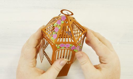 Shape your pop-up birdcage