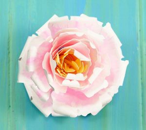 Rolled Paper Peony -- Easy Cricut Project