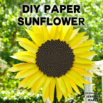 Mesmerizing! Make this paper sunflower with the fibonacci spiral! Free SVG files.