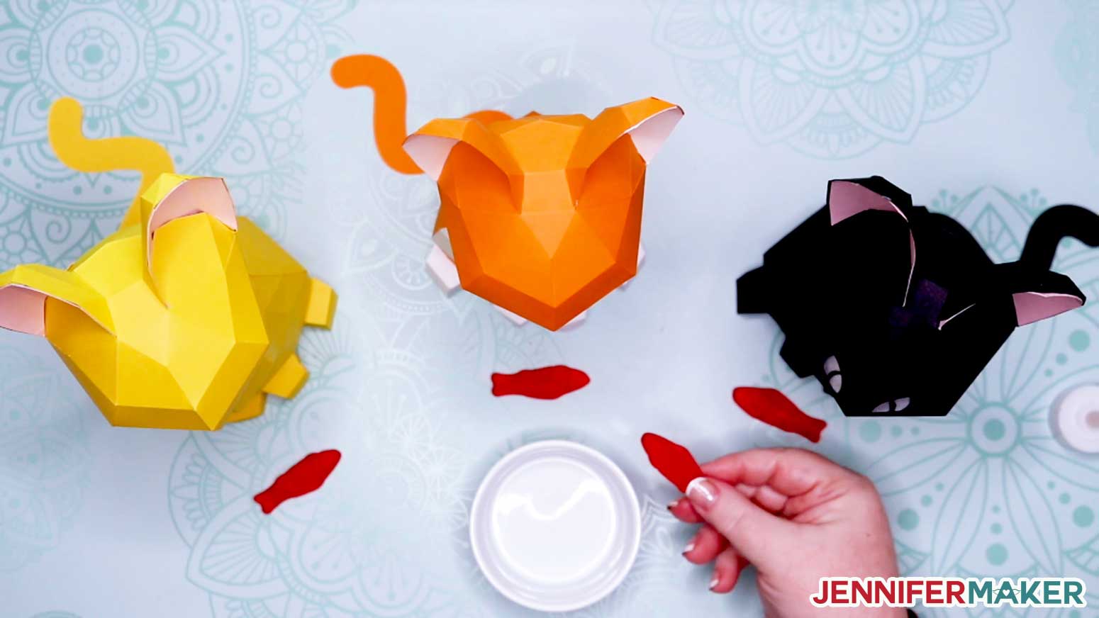3D Paper Cats with Swedish Fish