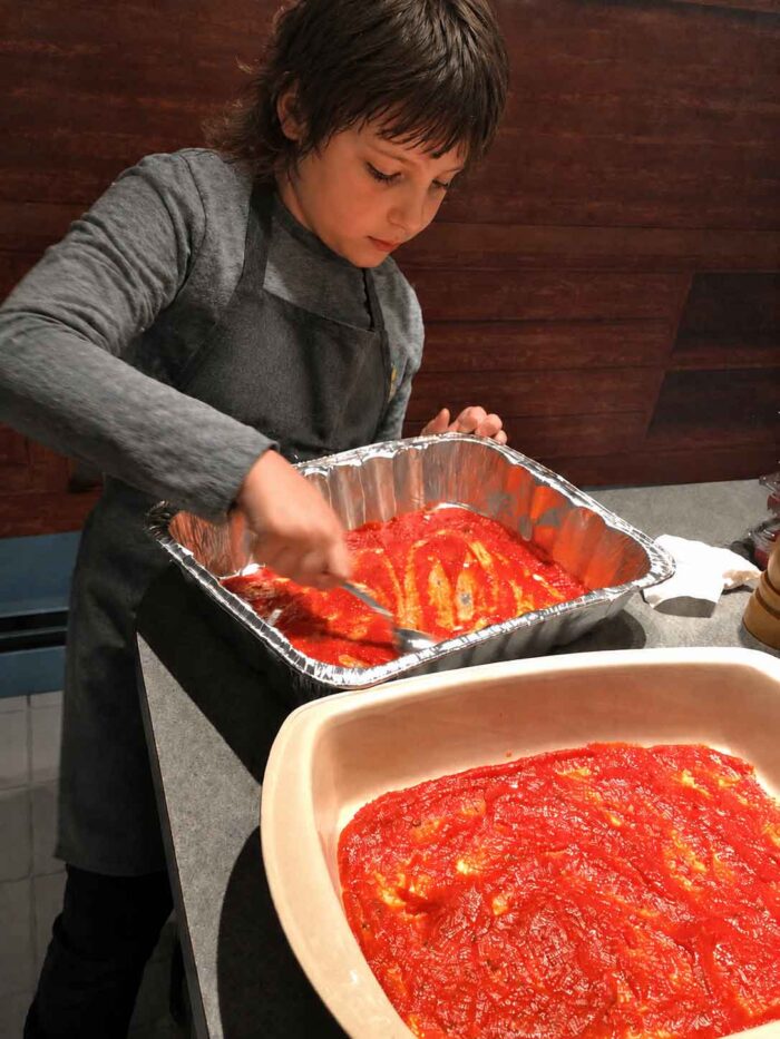 Assembly a second lasagna pan to go in the freezer