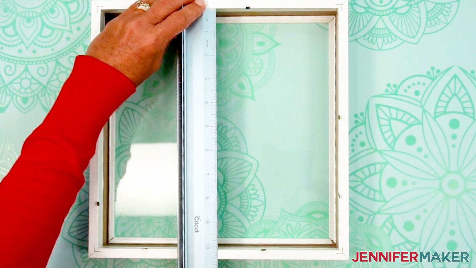 Use a ruler to measure the opening of the shadow box.
