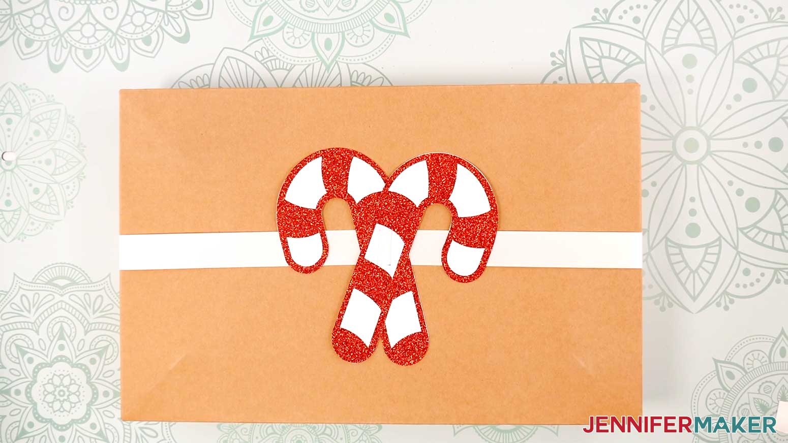 The finished candy cane ribbon slider design.