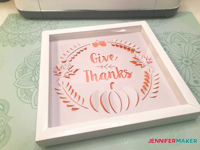 Easy Dimensional Paper Art Made on the Cricut - Give Thanks! | #thanksgiving #papercraft #cricut