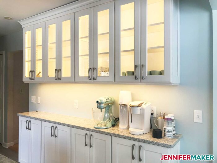 Jennifer's kitchen with glass-front cabinets that need DIY pantry labels