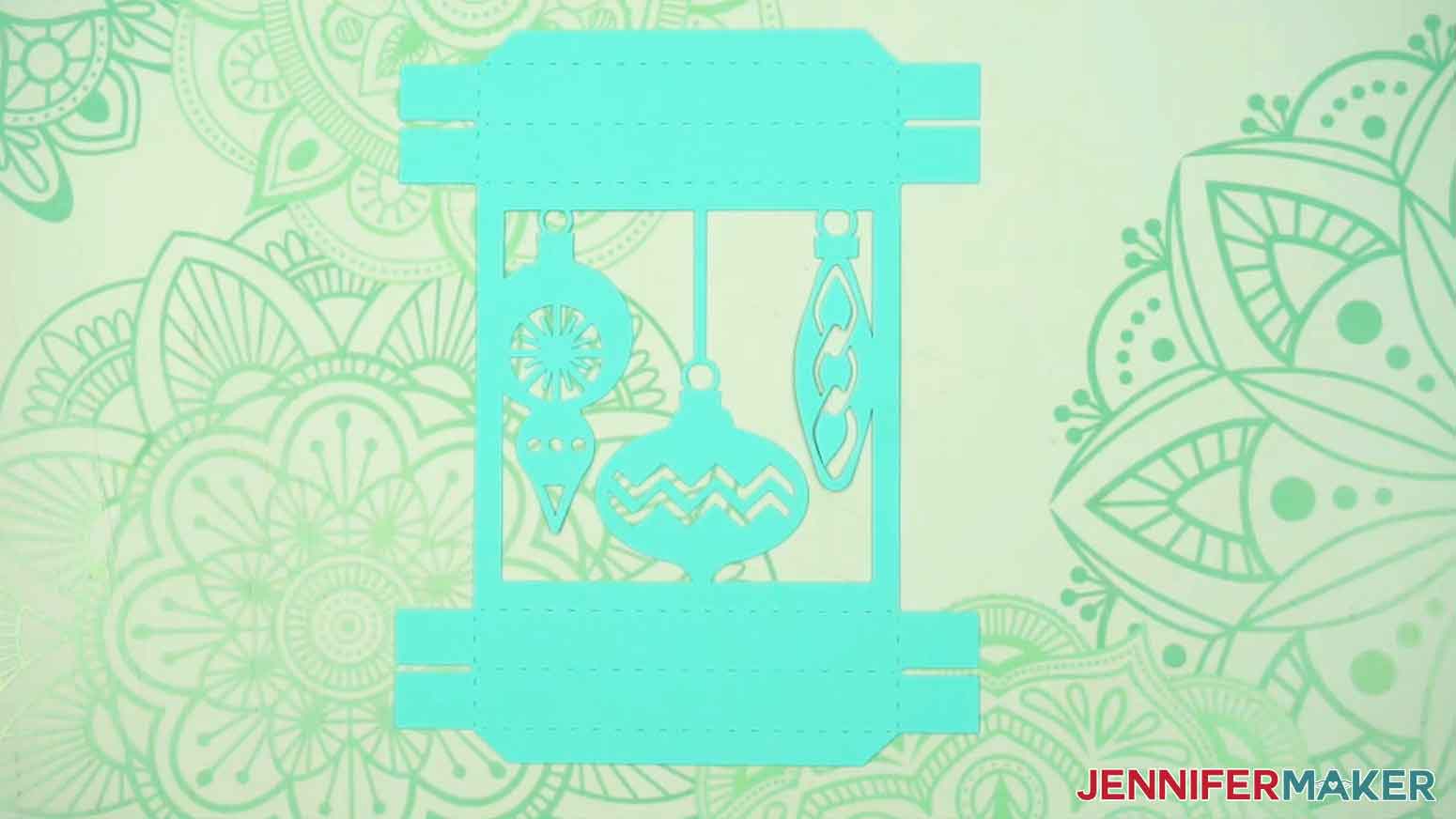 The lid for the gift box is shown face down on the desk.