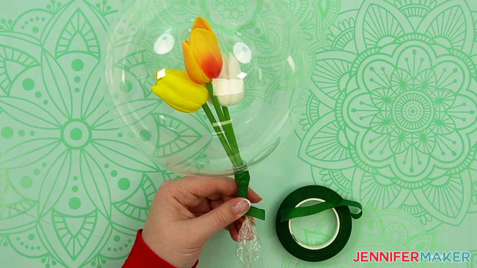 Wrap the stem with floral tape to hide the 260 balloon.