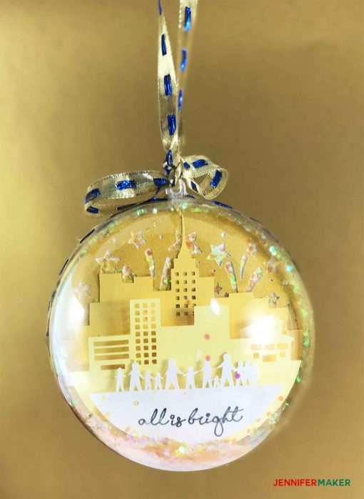 The finished glitter ball ornament