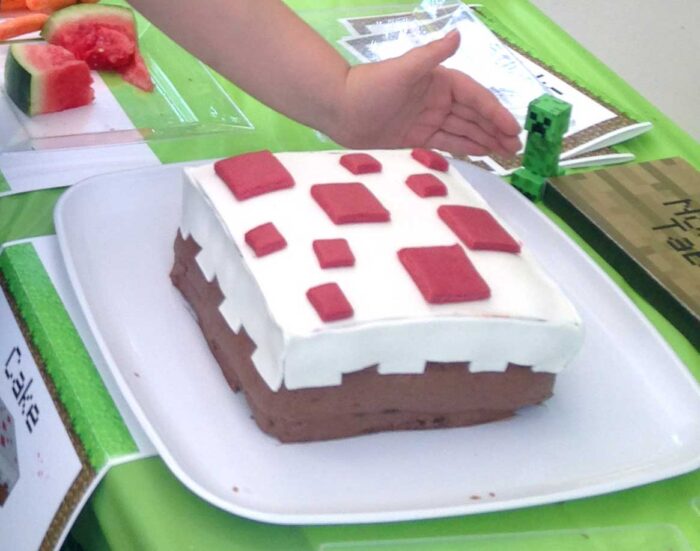 Minecraft party cake