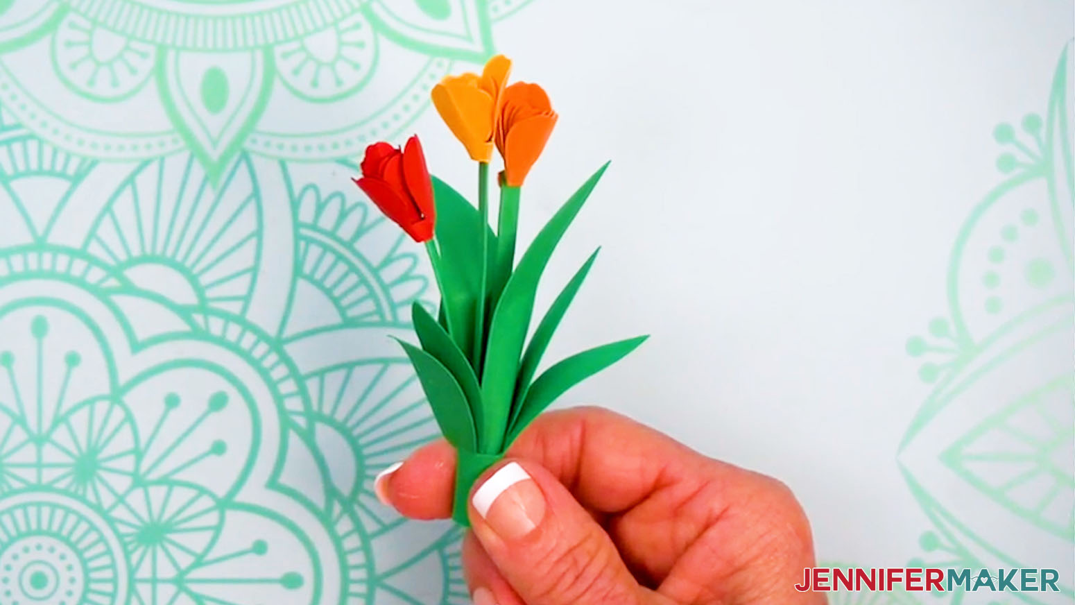 The three-stem mini tulip is complete.