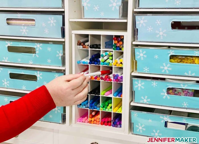 Organizing pens and markers into a Tool Cubby in the DreamBox