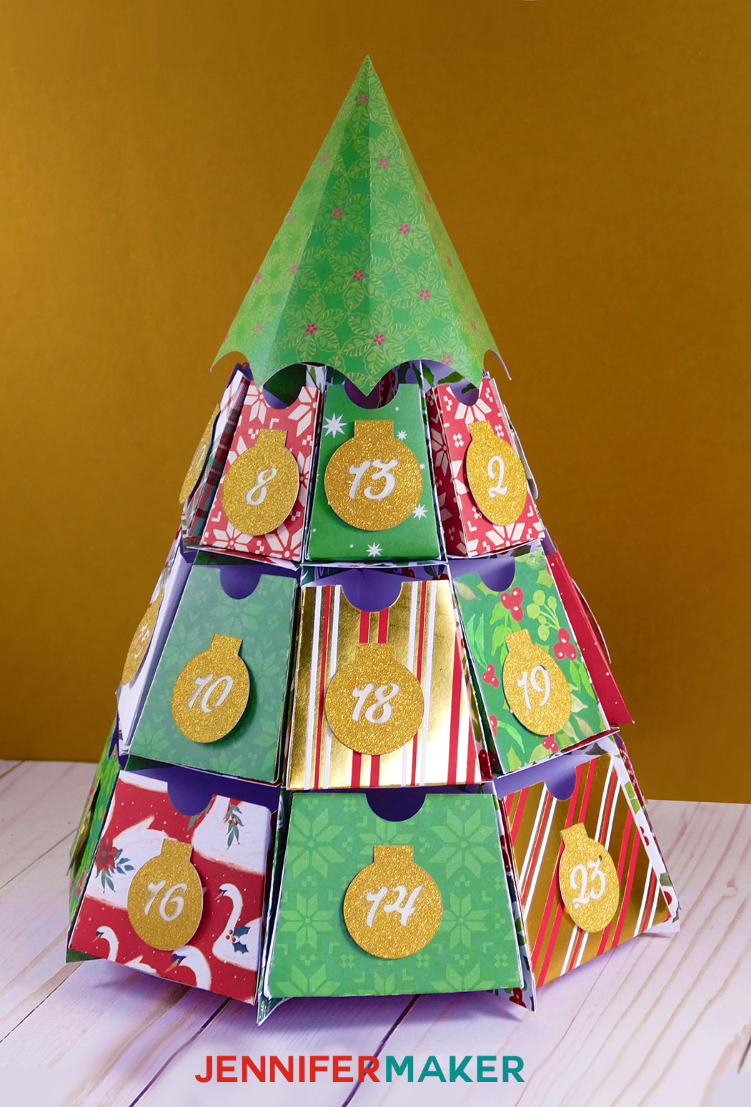 Easy Tree Advent Calendar | Papercraft Christmas Holiday Project \ Free SVG Files |