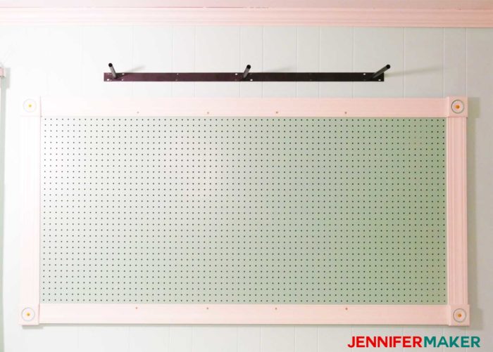 https://jennifermaker.com/wp-content/uploads/under-shelf-lighting-bracket-700x501.jpg