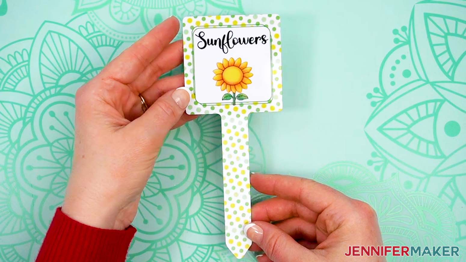 The sublimation garden stake is ready to use.