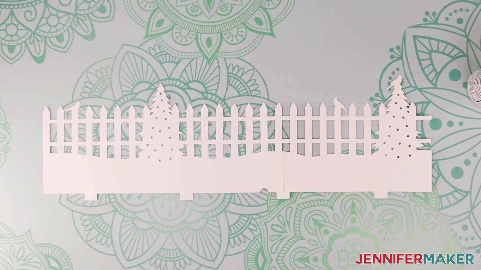 Glue the two fence pieces together